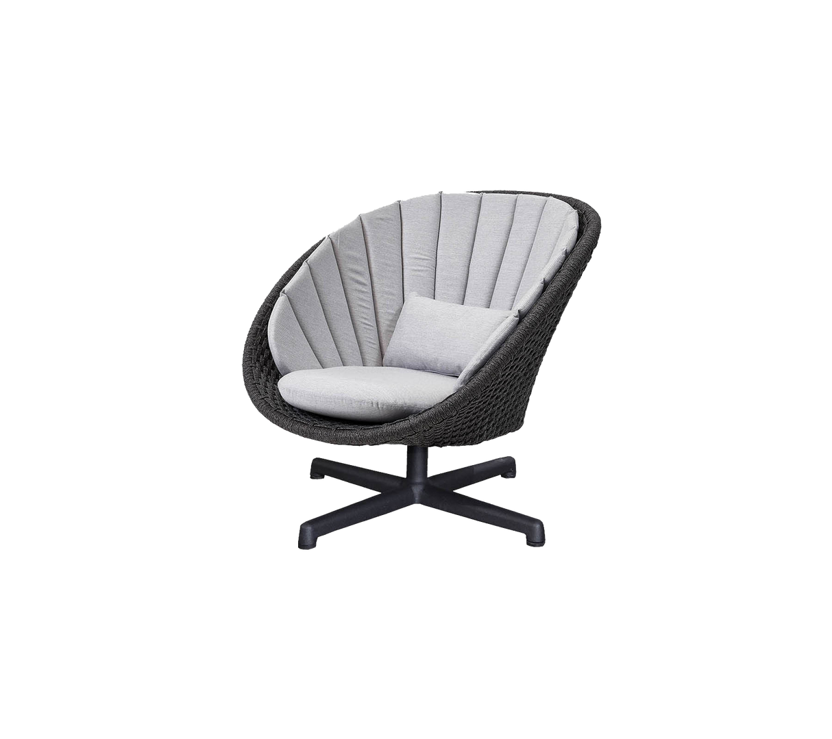 Peacock lounge chair w/swivel aluminium base