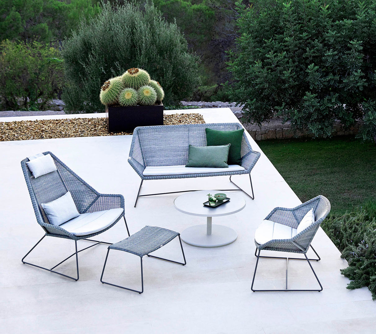 Breeze 2-seater sofa