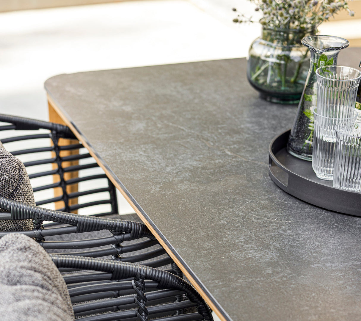 Aspect dining table, 210x100 cm
