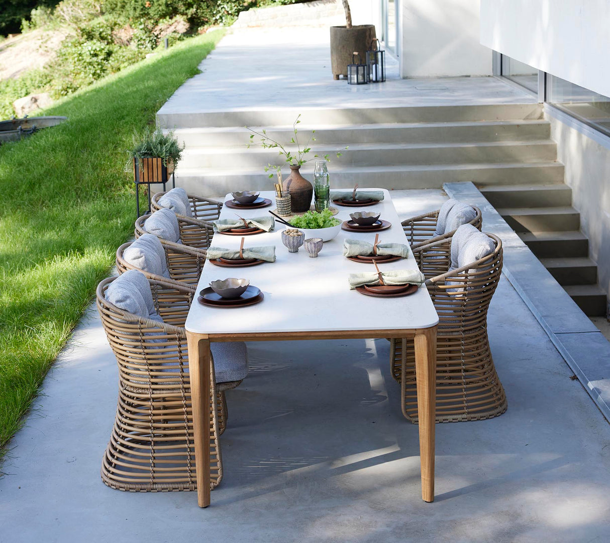 Aspect dining table, 280x100 cm