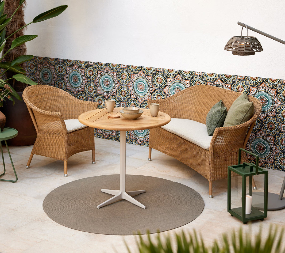 Lansing 2-seater sofa