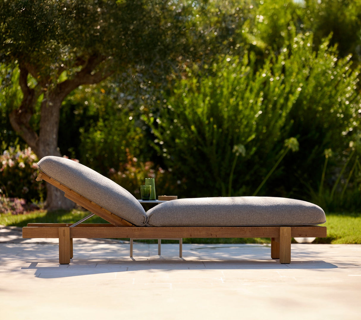 Vista sunbed