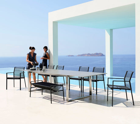 Edge dining table w/120 cm extensions