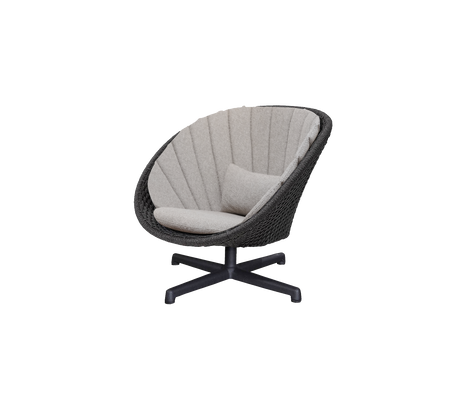 Peacock lounge chair w/swivel aluminium base