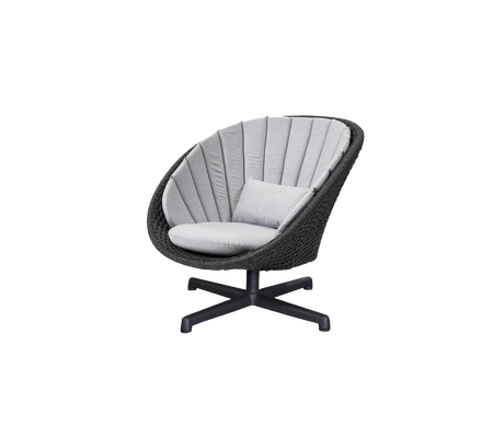 Peacock lounge chair w/swivel aluminium base