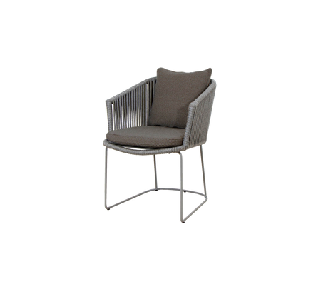 Moments chair