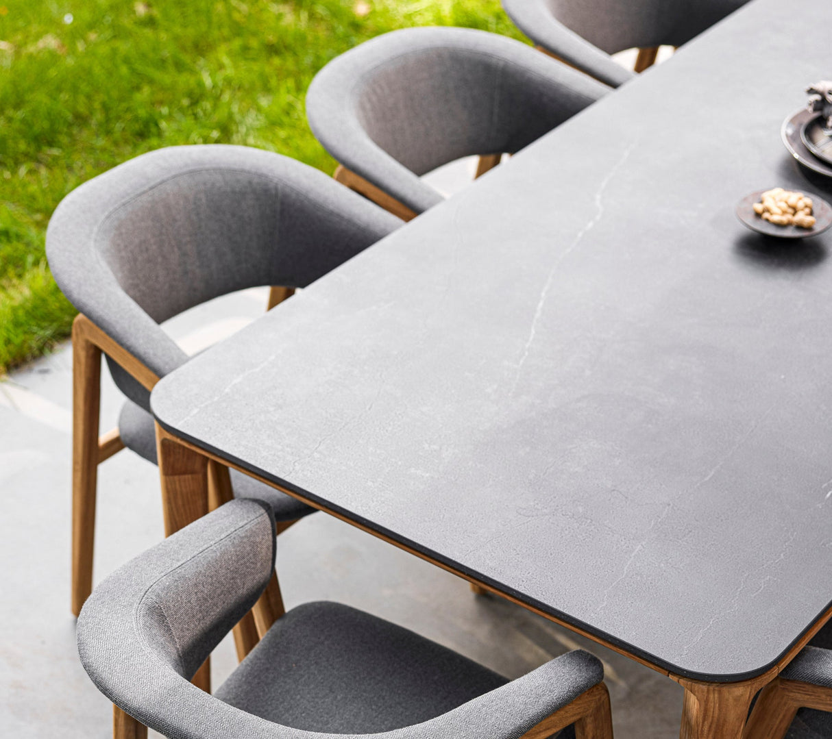 Aspect dining table, 210x100 cm
