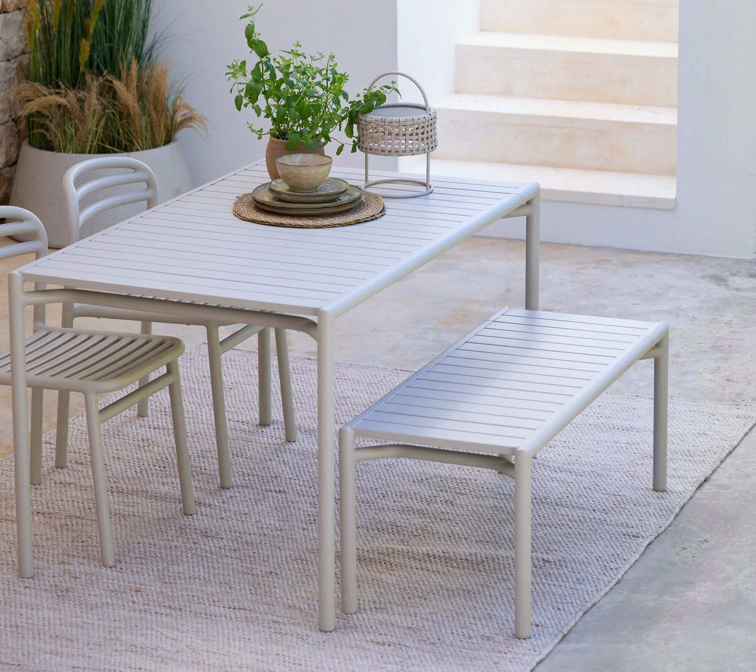Bliss dining table rectangular