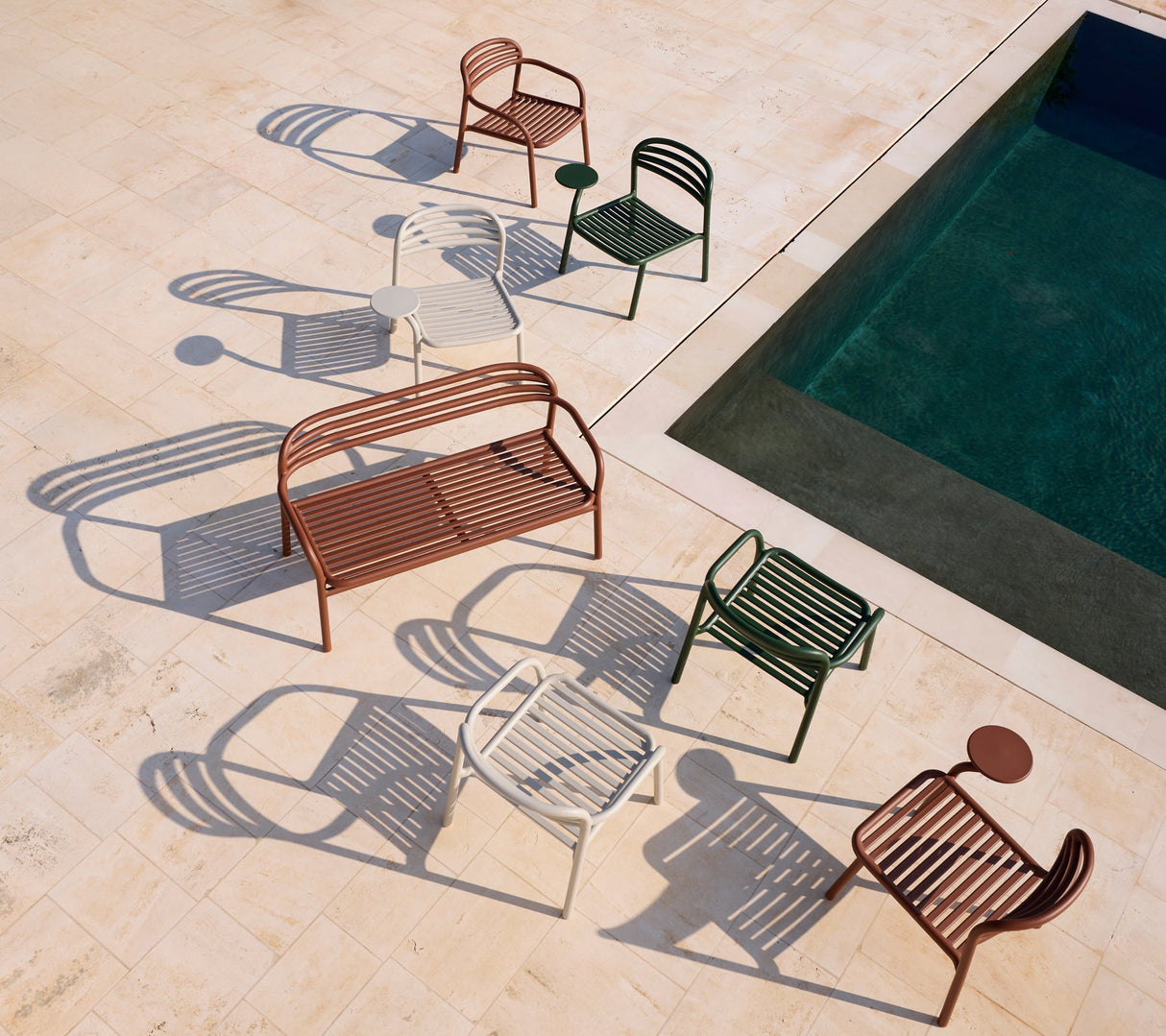 Bliss lounge chair w/sidetable right