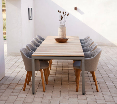 Choice chair with teak legs