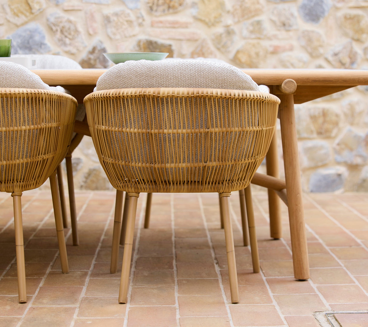 Stay chair, stackable