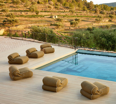 Unite lounge chair